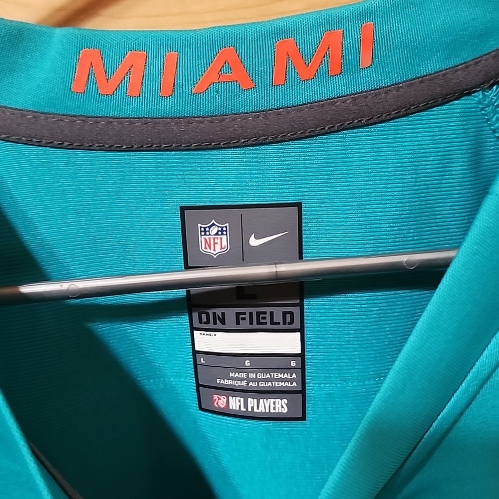 Nike Miami Dolphins Tua Tagovailoa #1 Game Jersey Size Large Unisex - Picture 3 of 6